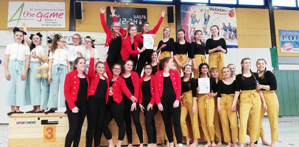 Siegerehrung NTB Dance Cup Süd - Uetze 30.03.2019